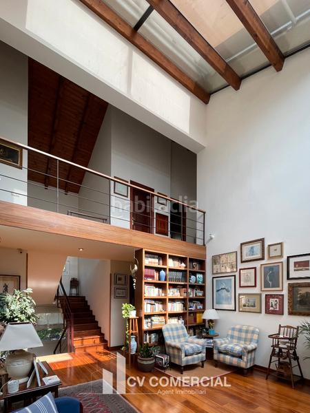 Foto c76ef36a-51d5-4d32-8cd3-a9a2d7a2b53c. Chalet mit kamin heizung parking pool in Mira-sol Sant Cugat del Vallès