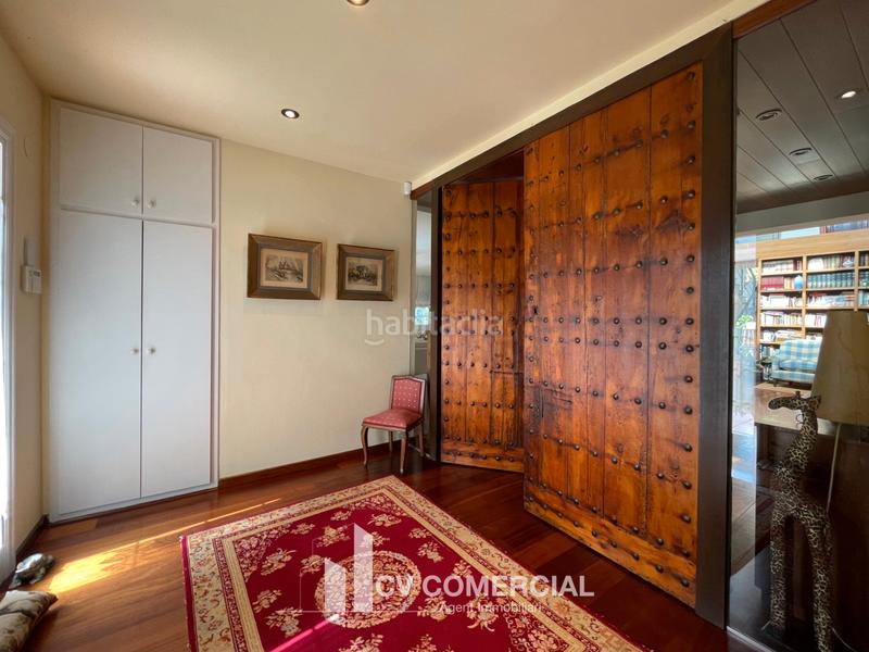 Foto cef95b39-cf57-4b30-b37c-38220b47ad28. Chalet mit kamin heizung parking pool in Mira-sol Sant Cugat del Vallès