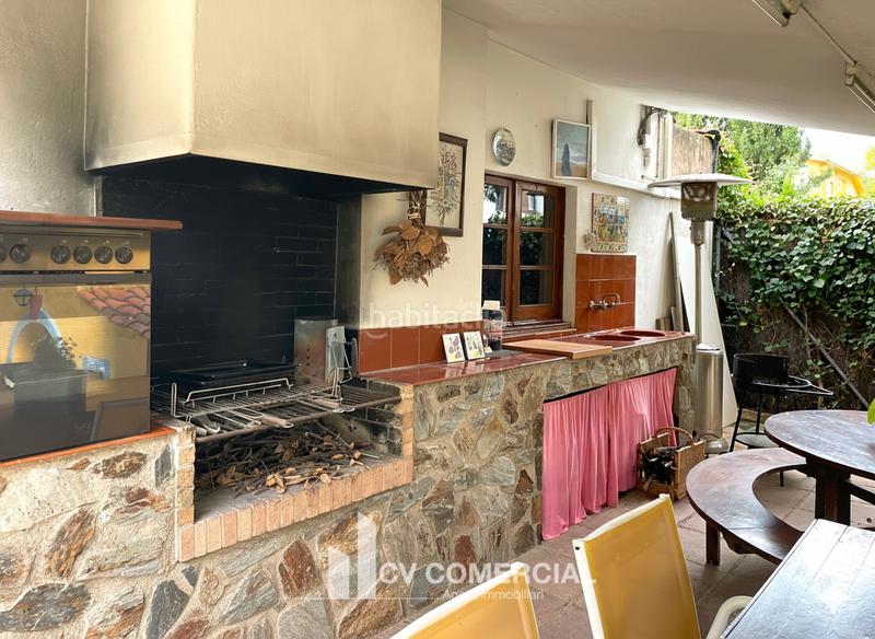 Foto f461db02-5db0-494a-99ed-1a0857273b54. Chalet mit kamin heizung parking pool in Mira-sol Sant Cugat del Vallès