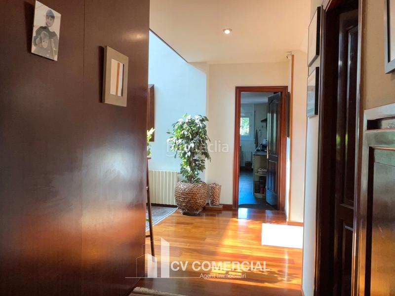 Foto 04fab929-5434-45ac-b83d-e41cfe966887. Chalet avec cheminée chauffage parking piscine dans Sant Cugat del Vallès