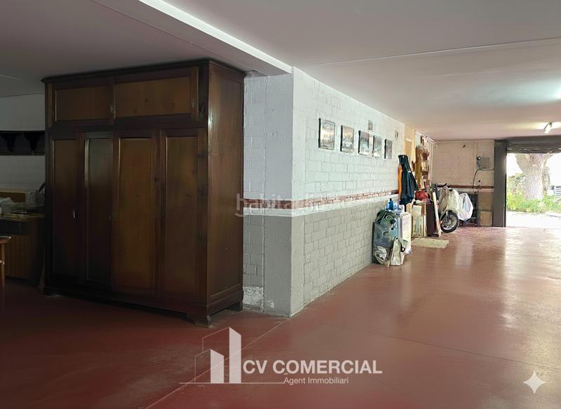 Foto 1989d53b-6f96-47ba-9fb6-c7356c710060. Chalet avec cheminée chauffage parking piscine dans Sant Cugat del Vallès