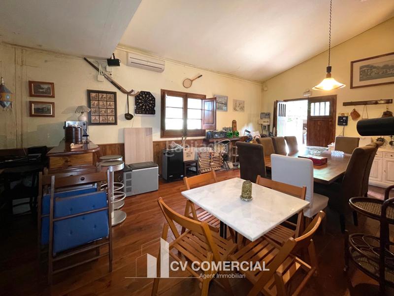 Foto 3966a256-dc95-43de-a44c-46b79f3bb270. Chalet avec cheminée chauffage parking piscine dans Sant Cugat del Vallès