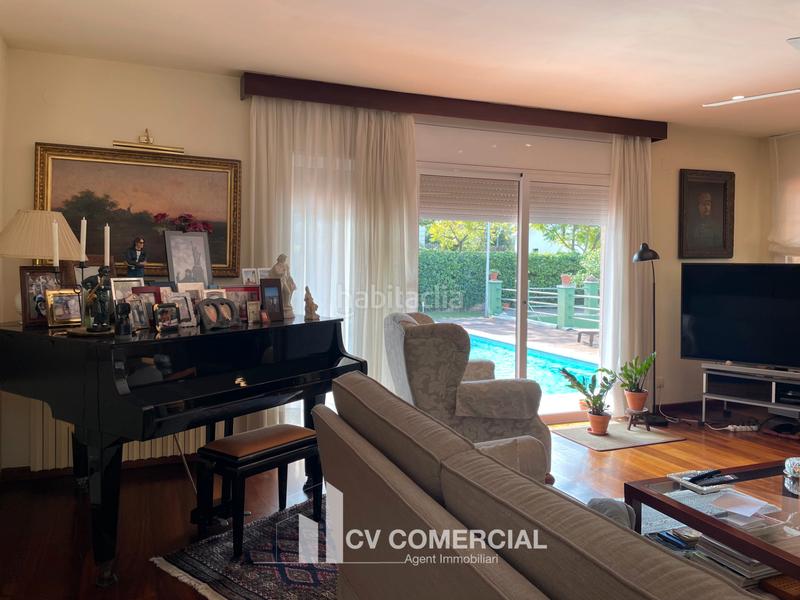 Foto 0eae6161-82e7-4754-951a-ec062edaebc1. Chalet con camino riscaldamento parcheggio piscina in Sant Cugat del Vallès