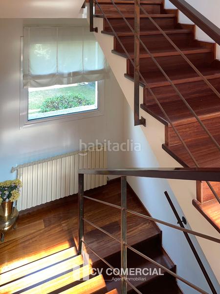 Foto 2583cd71-1ff1-424f-bbd7-bd8e266e8821. Chalet con camino riscaldamento parcheggio piscina in Sant Cugat del Vallès