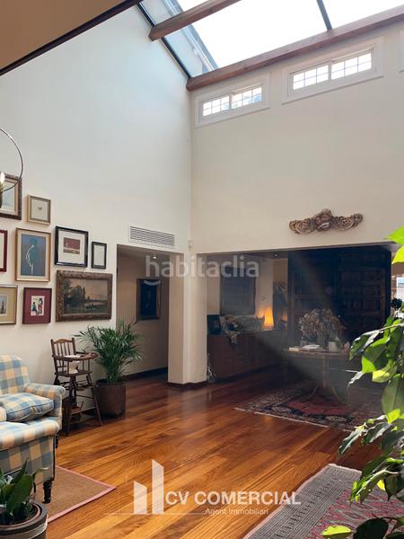 Foto daaddabe-7672-4d45-8cd4-566fdd4389aa. Chalet con camino riscaldamento parcheggio piscina in Sant Cugat del Vallès