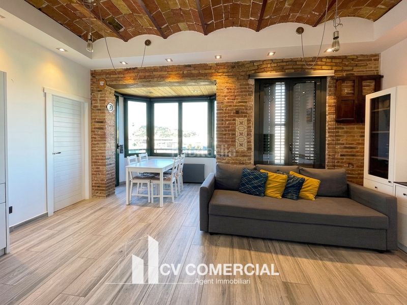 Foto 315ff9fd-1385-4140-bfda-6d3d67ec4b57. Piso en Barceloneta Barcelona