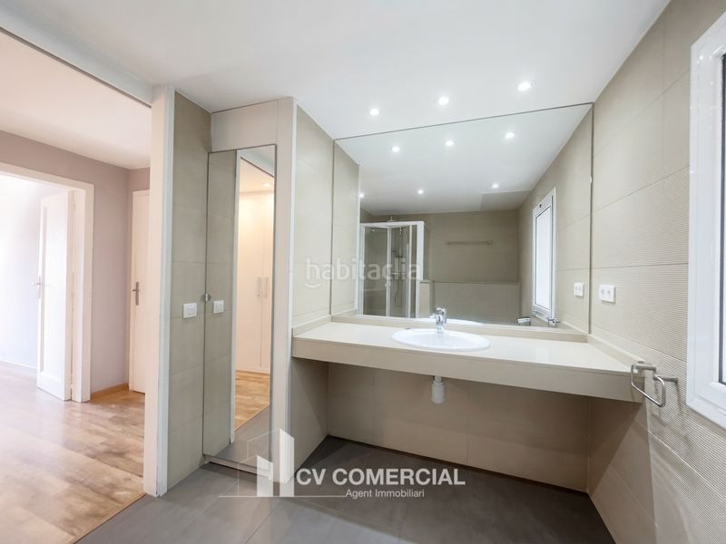 Foto bd19b7a2-545b-4cff-9e89-8f03fb668375. Piso en L´Antiga Esquerra de l´Eixample Barcelona