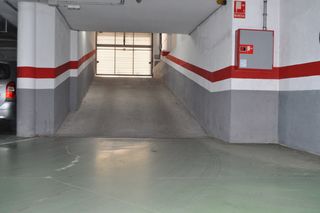 Affitto Posto auto in Carrer de josep montserrat 1. Plaza de aparcamiento para coche peque�o de 10,1 m2.