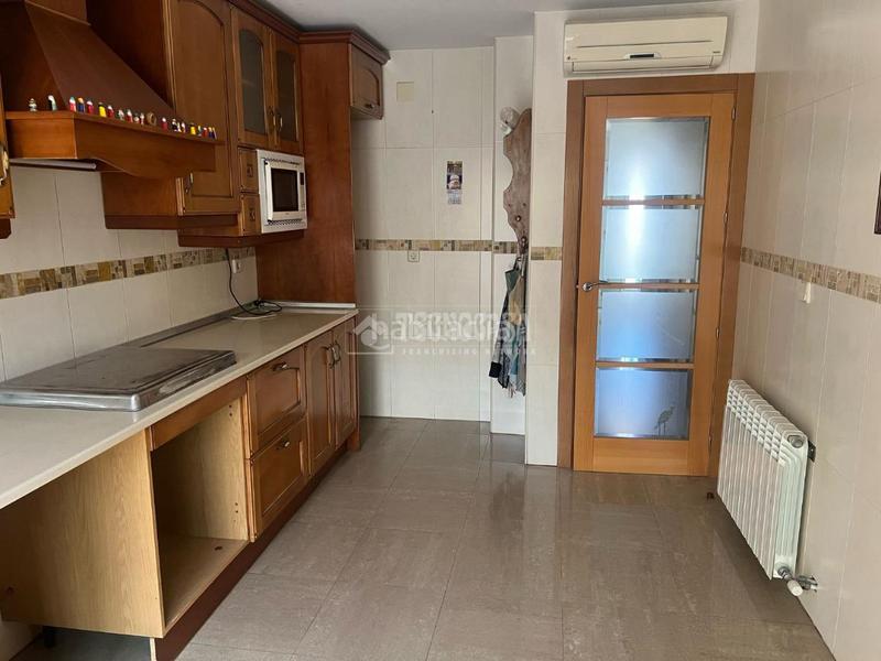 Foto cb7c8098-6f9c-402a-87b3-9b1fb8c89b03. Casa pareada casa en venta en Alcantarilla - La Glorieta Jaén