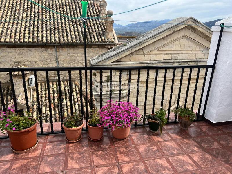 Foto 6c7dbf4c-efda-4bb5-b391-227c45ca3bfb. Casa pareada casa en venta en San Ildefonso - Catedral Jaén