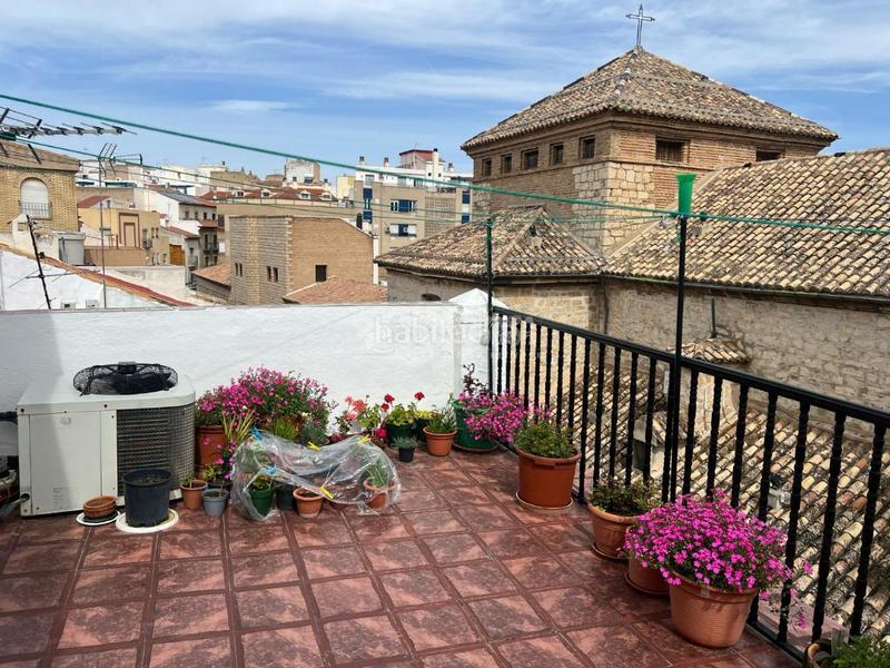 Foto bbd86106-7ff6-4998-b22b-38c7b18bdd22. Casa pareada casa en venta en San Ildefonso - Catedral Jaén