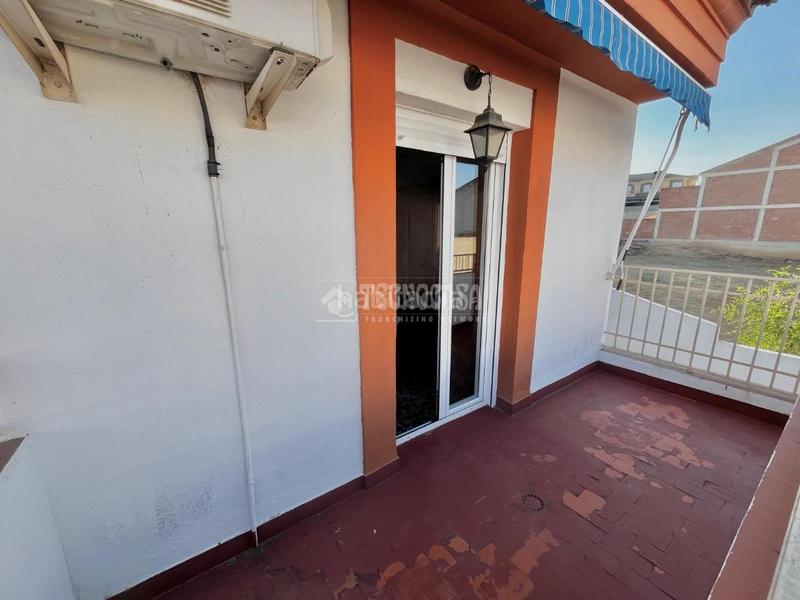Foto bd8c33b3-5050-44c5-8c33-ddbc443b5bf7. Casa pareada casa en venta en Puente Tablas - Puente Nuevo - Cerro Molina Jaén
