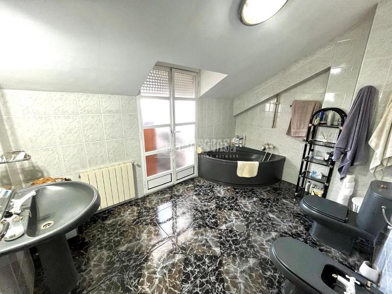 Foto d5db4e51-4d43-480e-83f7-93b26d34bfcd. Casa pareada casa en venta en Puente Tablas - Puente Nuevo - Cerro Molina Jaén
