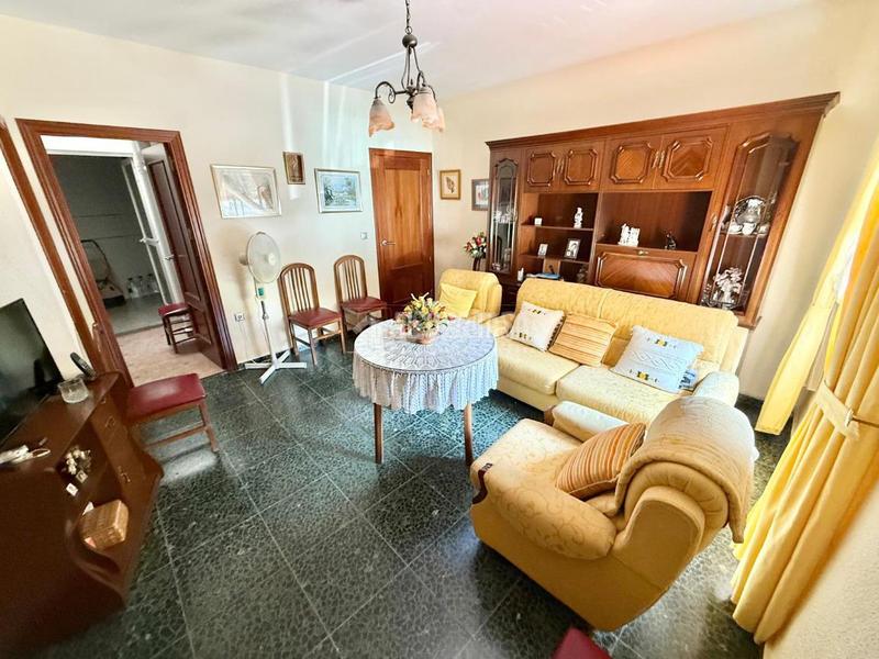 Foto bbfe8250-7b65-44b7-a536-3aa9d14d9af3. Casa pareada casa en venta en San Ildefonso - Catedral Jaén