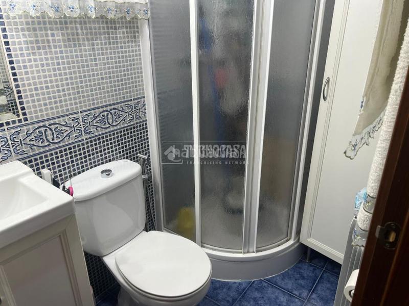 Foto 477e5592-eeb7-416c-96a7-1ac2872d3e2b. Casa bifamiliare in San Ildefonso - Catedral Jaén