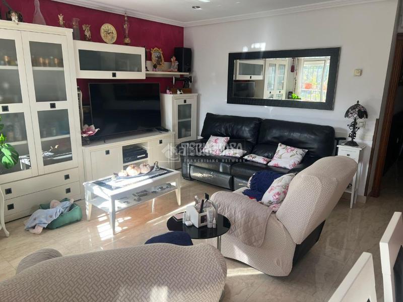 Foto 6bd12bc8-4555-43ae-9270-de19f1638955. Casa bifamiliare in San Ildefonso - Catedral Jaén