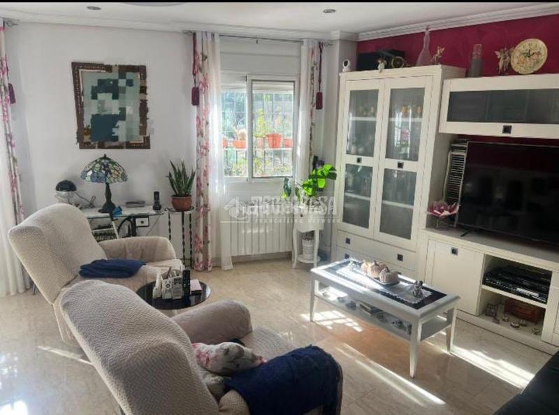 Foto fbe42e0a-d288-4ede-ac60-0df09f3d9763. Casa bifamiliare in San Ildefonso - Catedral Jaén