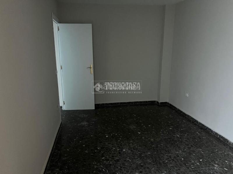 Foto 1726ee5d-edff-41fd-add2-662c015e0935. Piso  en venta en San Ildefonso - Catedral Jaén