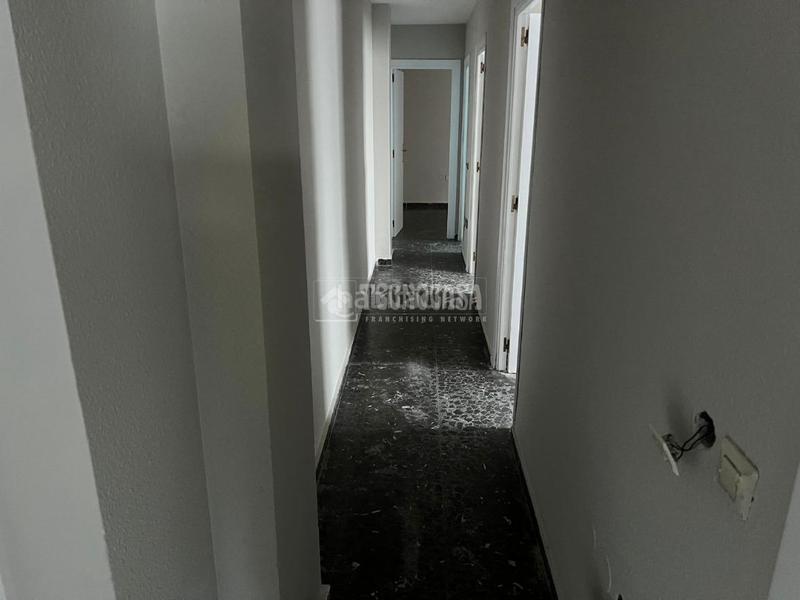 Foto 4c378a1b-5b44-49b9-aaef-47aeb480f477. Piso  en venta en San Ildefonso - Catedral Jaén