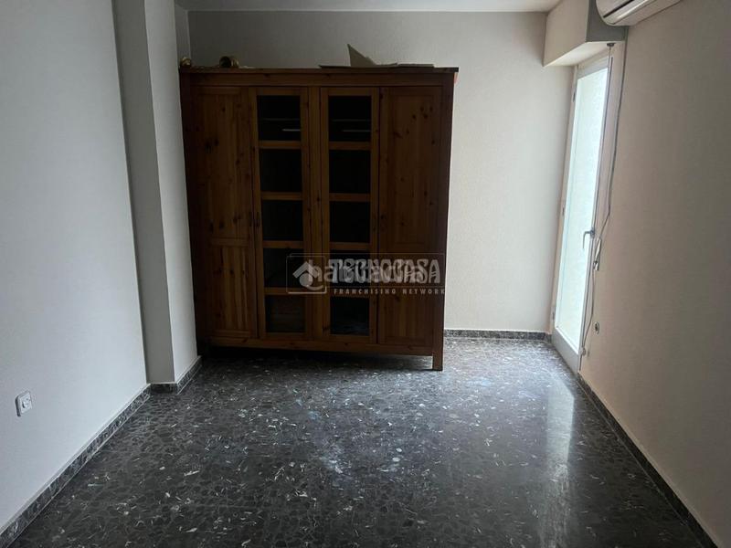 Foto b669af77-47e6-4967-ab11-d6fc5b66be47. Piso  en venta en San Ildefonso - Catedral Jaén