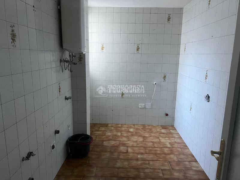 Foto c8c1a88c-b37d-473b-a940-375a7a61113e. Piso  en venta en San Ildefonso - Catedral Jaén