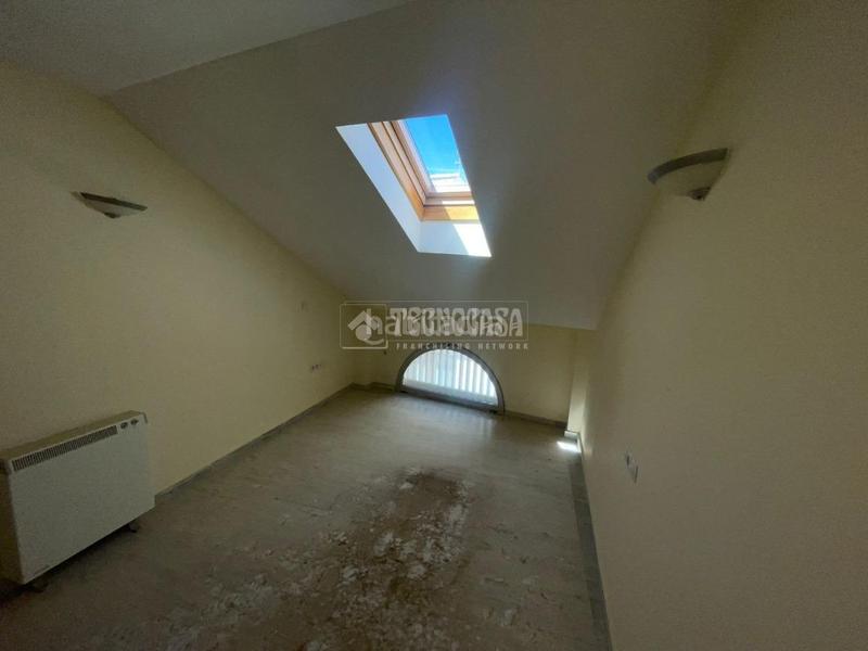 Foto 1de904bc-3762-4f96-9dec-34be5a36bbad. Ático  en venta en San Ildefonso - Catedral Jaén