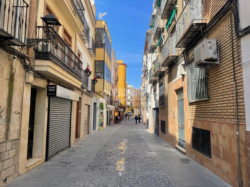 Foto bd8f7307-87cd-4e15-8aa2-1668b4a40ba3. Ático  en venta en San Ildefonso - Catedral Jaén