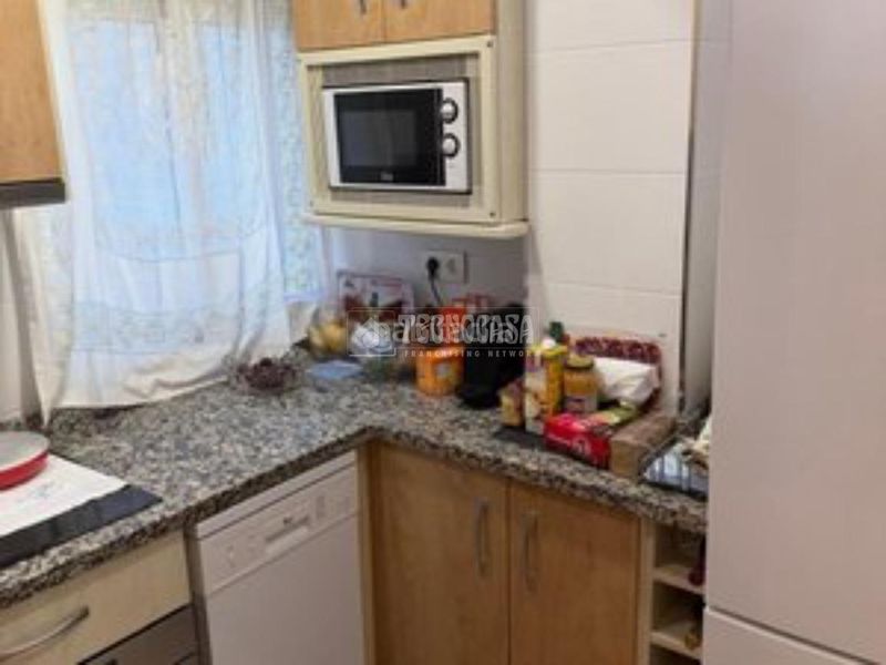 Foto 9a23cabf-4cc4-4b73-9d0a-9c2ab84c6c70. Piso  en venta en San Ildefonso - Catedral Jaén