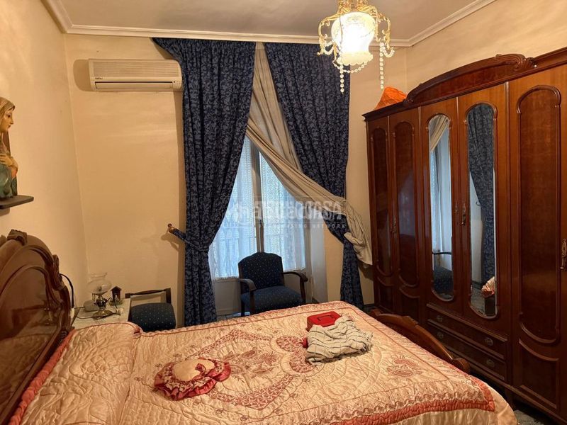 Foto f67931a4-c4f5-4723-a85f-6b2964a066ab. Pis a San Ildefonso - Catedral Jaén