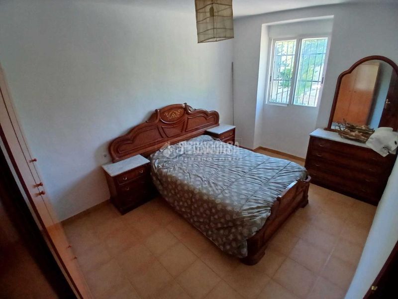 Foto 557cd4cd-a88d-4a1a-a9f6-ebf9d0aa5de8. Piso  en venta en La Salobreja Jaén