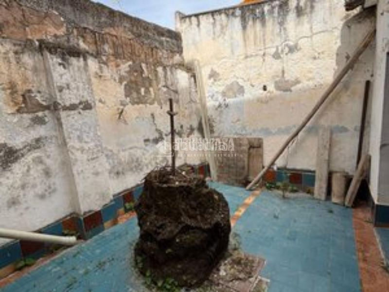Foto 44ff7593-1237-4316-a70e-4764fbd7c0ca. Casa aparellada a Torredelcampo