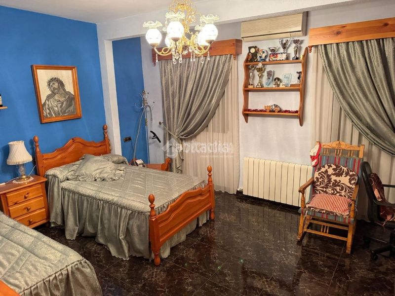 Foto 4a3b7e7e-374b-49eb-b6a1-aee6f8a874ac. Casa aparellada a Pegalajar