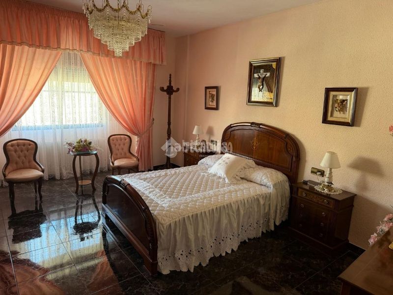 Foto 78b9b5dc-0984-44ef-b466-e32d2321c1c7. Casa aparellada a Pegalajar