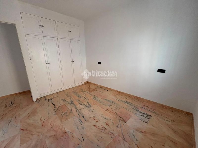 Foto 1f4d0cf0-9a07-47f4-a58c-0e84e8ca0767. Casa aparellada a San Ildefonso - Catedral Jaén
