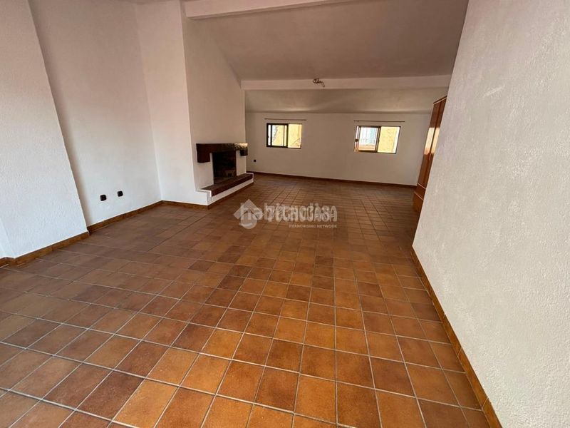Foto 39a5c603-11a8-4551-a5d1-9f2f14f40fbb. Casa aparellada a San Ildefonso - Catedral Jaén