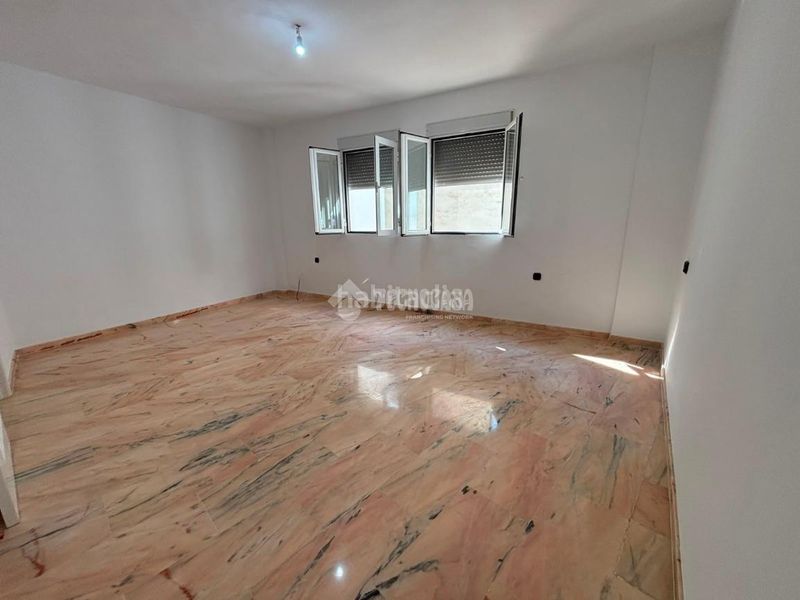 Foto 6b952456-c545-4842-8595-aa6b9f79710b. Casa aparellada a San Ildefonso - Catedral Jaén