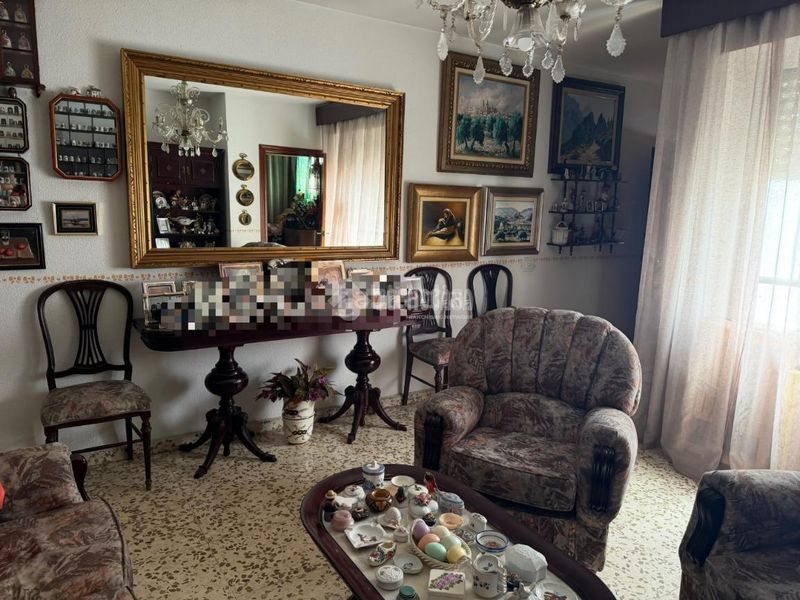 Foto a38ccdfa-47d3-4f8a-81d3-85394901a881. Piso  en venta en San Ildefonso - Catedral Jaén