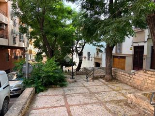 Casa bifamiliare in San Ildefonso - Catedral. Casa en venta en jaén