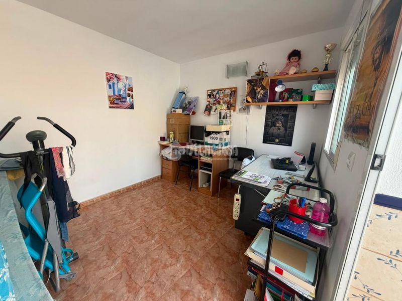 Foto 5cd0adcc-7656-4625-aed1-d835151a61e2. Flat in Alcantarilla - La Glorieta Jaén