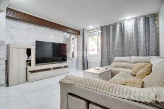Etagenwohnung  Carrer de cantàbria. Piso en venta en barcelona