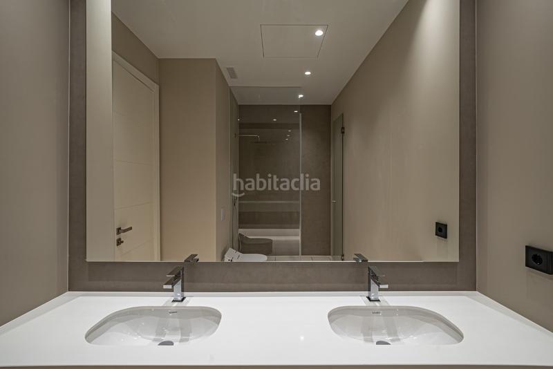 Foto a44b8c88-6ab1-4fb2-8d0d-f179a41bb8f7. Casa moderna villa ubicada en rio verde playa, milla de oro , a sólo 100 metros de la playa en Marbella