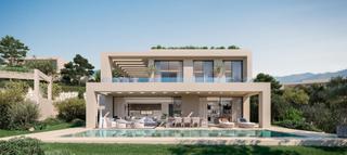 Casa en Montemayor - Marbella Club. Lujosa villa de obra nueva de estilo moderno y rodeada de natura