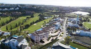 Terreny residencial a Los Flamingos. Parcela en venta en los flamingos, benahavis con fantásticas vis