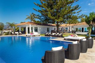 Casa a Elviria. Bonita villa en venta en la urbanización de elviria, marbella es