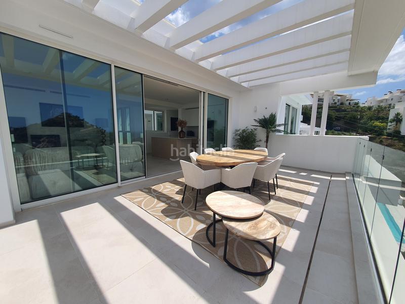 Foto 10b03018-cd66-4f47-99d6-d55992f1d029. Ático lujoso ático en una exclusiva urbanización en la zona norte de marbella, en palo alto en Ojén