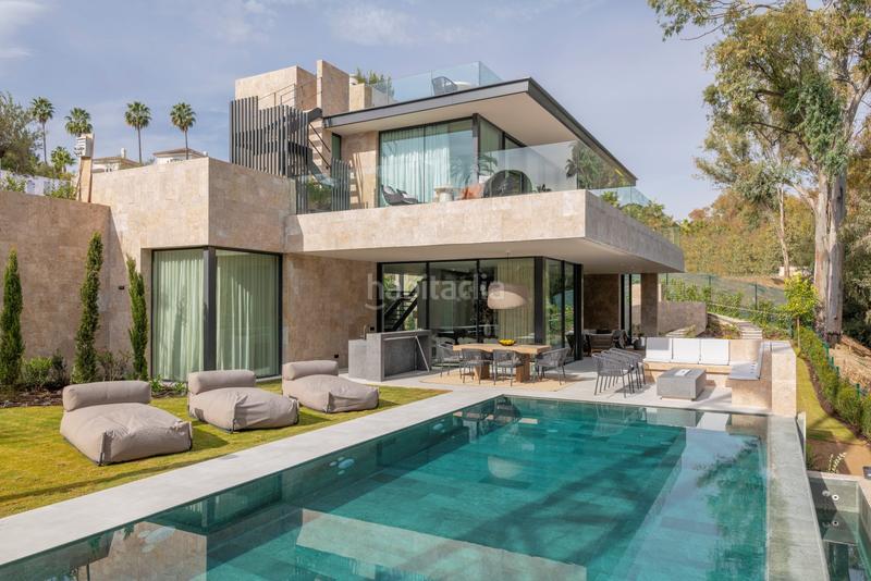 Foto 02886202-9f6b-4642-ad52-f15e4b85fccd. Casa magnífica villa de 6 dormitorios situada en el corazón del valle del golf de nueva andalucía, la cerquilla, en Marbella