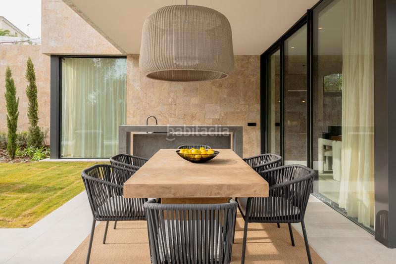 Foto 7ab69ff7-ee2f-44dd-8035-91f0b33f3ea7. Casa magnífica villa de 6 dormitorios situada en el corazón del valle del golf de nueva andalucía, la cerquilla, en Marbella