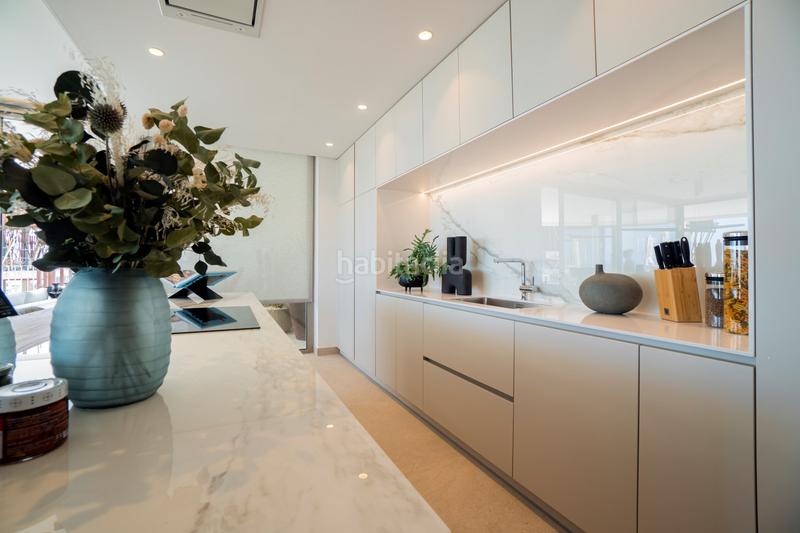 Foto b674de4a-2b52-4387-ac9a-e3cfe3448f0d. Ático espectacular ático nuevo a estrenar en una de las urbanizaciones más exclusivas de la costa del sol, en Benahavís