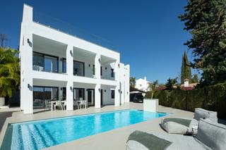 Casa en Nueva Andalucía centro