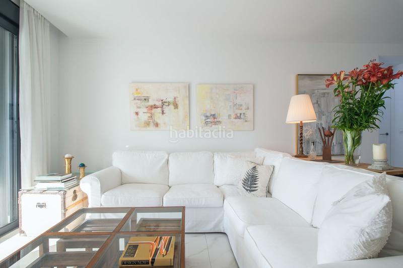 Foto 1be727ac-01be-4bd5-a9f2-f5b08f266df3. Alquiler ático fantástico dúplex orientado al sur con espectaculares vistas al mar en Cancelada, en Estepona